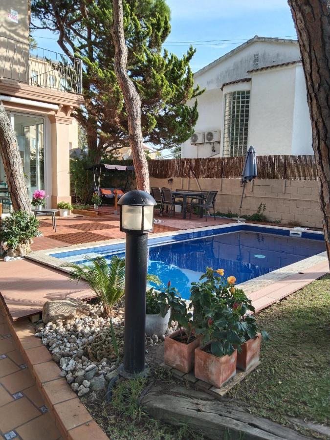 Villa Bella Estança Castelldefels Extérieur photo