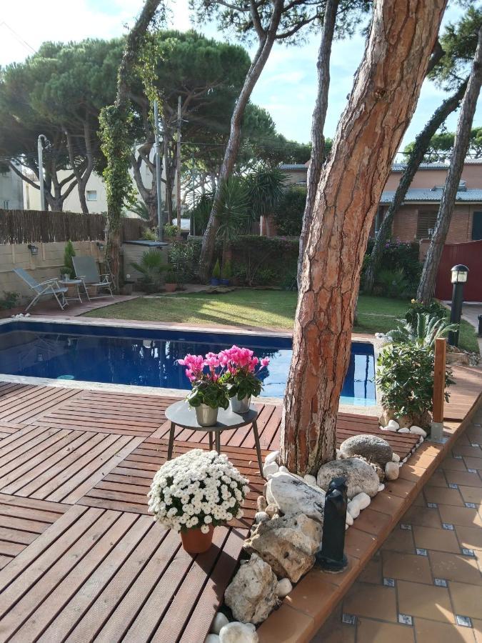 Villa Bella Estança Castelldefels Extérieur photo
